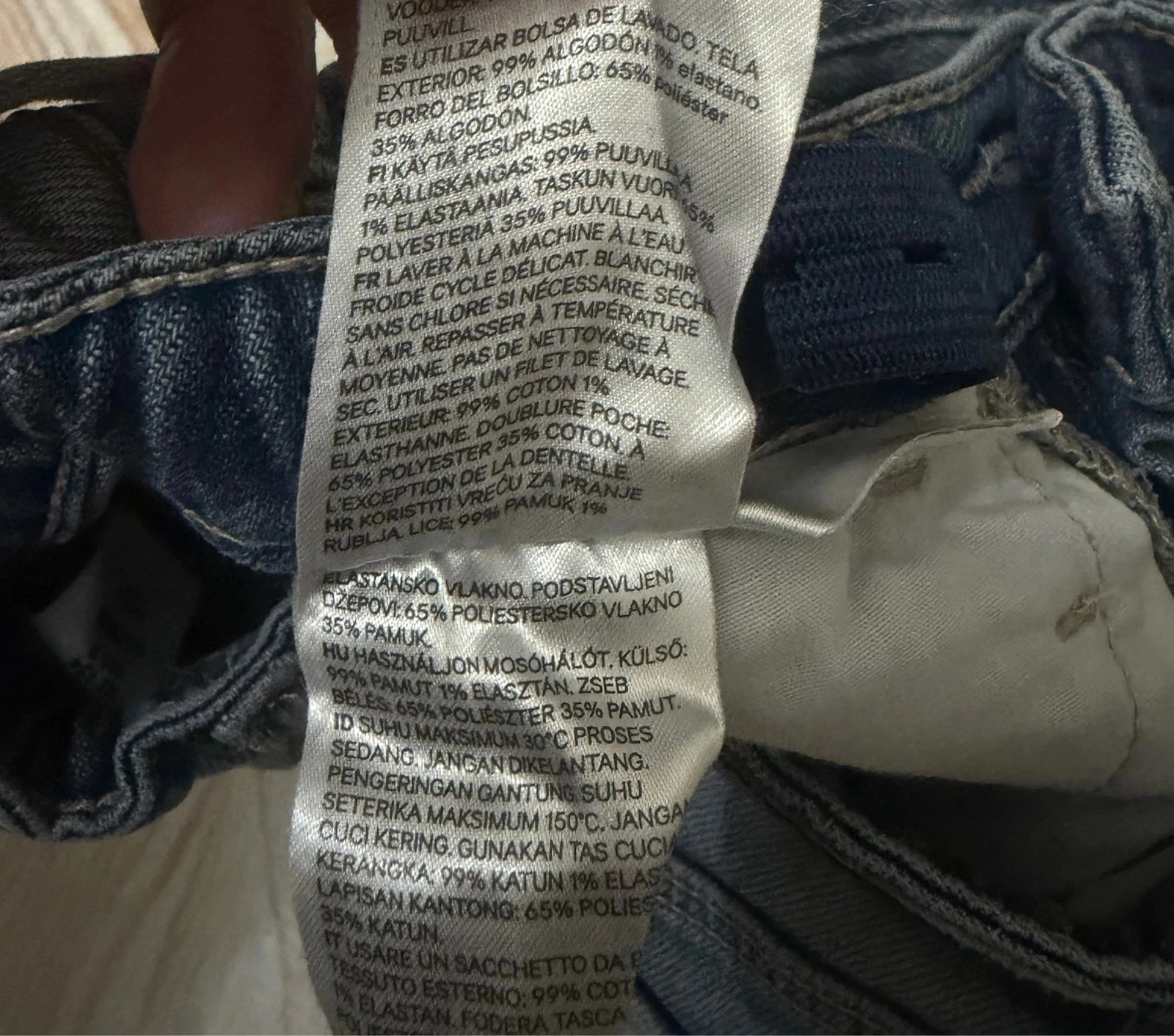 🔵 Calça jeans azul desbotado H&M com renda e rasgos - Tamanho 8-9 anos (134 cm) – photo 7